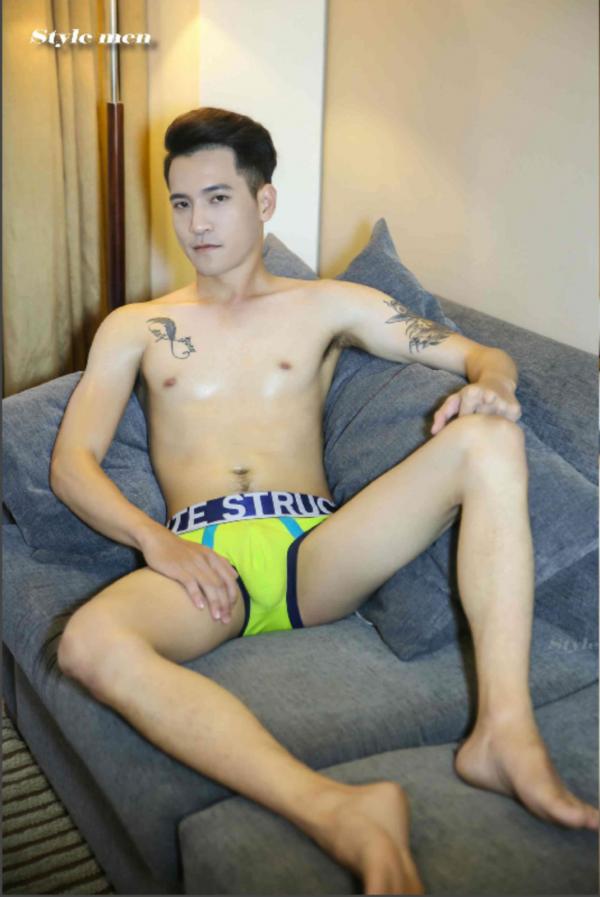 Style-Men-125---Leslie